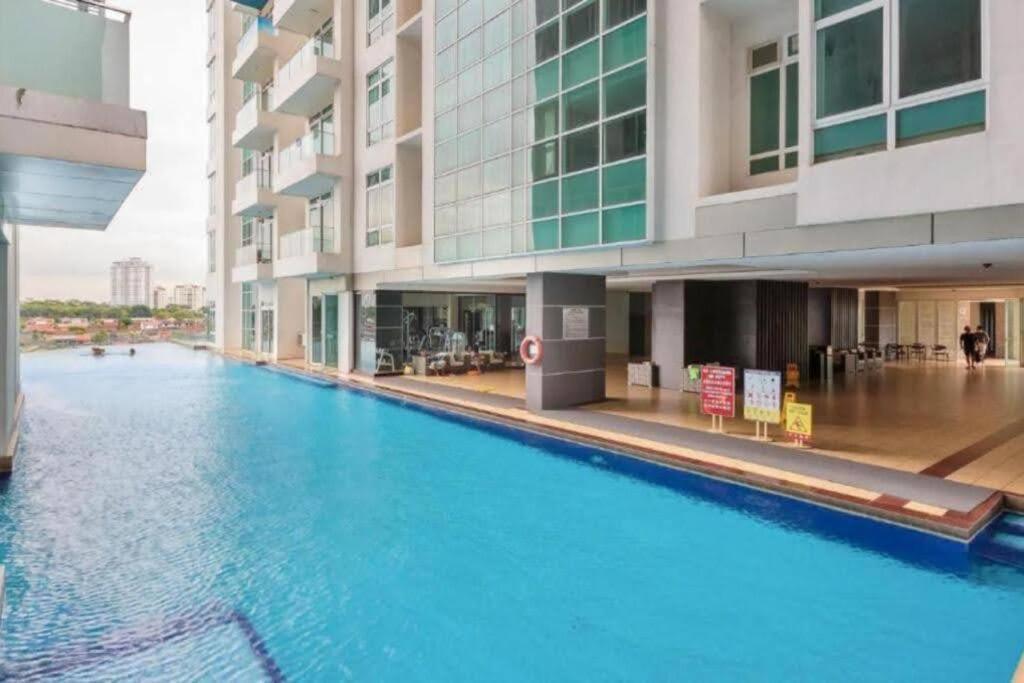 Jb City D'Esplanade Shopping Mall Apartment Johor Bahru Eksteriør bilde